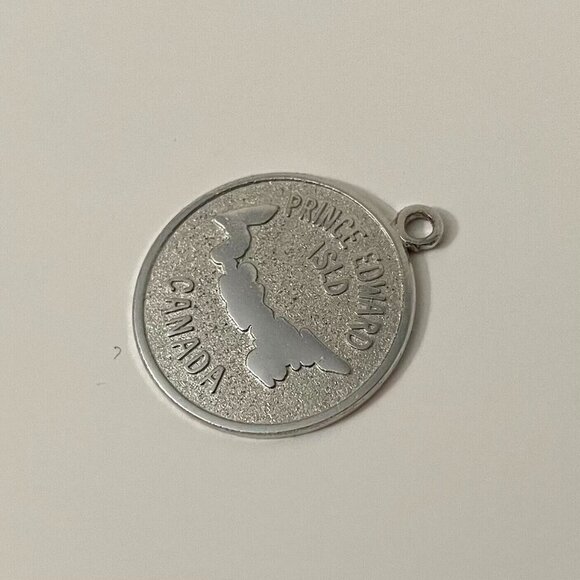 Vintage Sterling Silver Prince Edward Island Canada EMC Charm - Picture 4 of 10